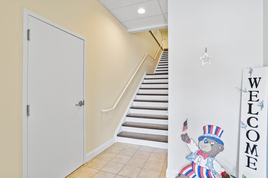 626 N Grant St, Waynesboro, PA à louer - Hall d’entrée - Image 3 de 19