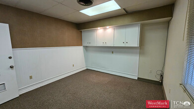 2315 50th St, Lubbock, TX for lease Interior Photo- Image 2 of 2