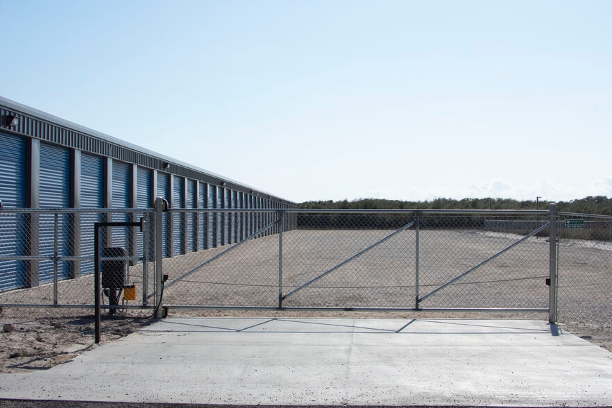 1333 Sunray Rd, Ingleside, TX for sale - Primary Photo - Image 1 of 7