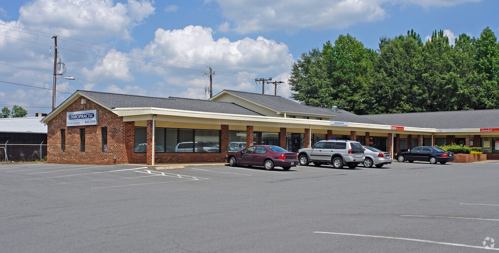 11025-A-11025-H Monroe Rd, Matthews, NC for lease - Building Photo - Image 3 of 6