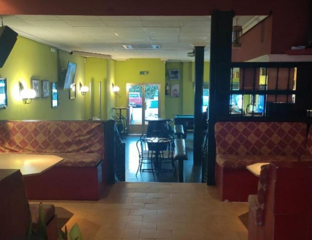 Argés, TOL 45122 - Unit C -  - Interior Photo - Image 2 of 3