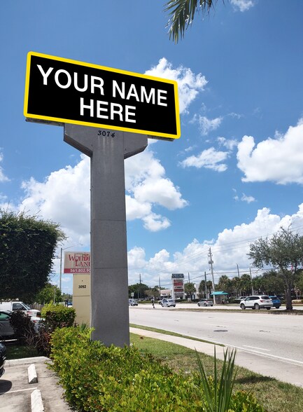 3074 Forest Hill Blvd, West Palm Beach, FL à louer - Photo du bâtiment - Image 2 de 7