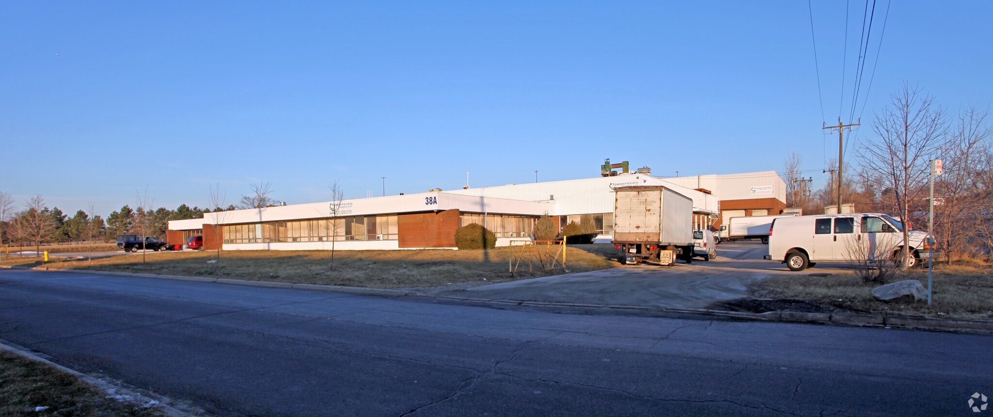 38 Metropolitan Rd, Toronto, ON for sale Primary Photo- Image 1 of 1