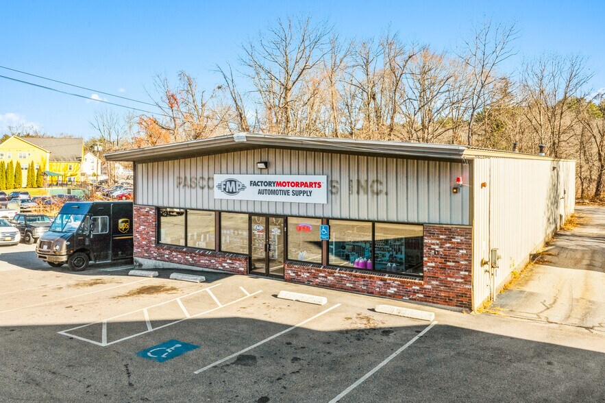 26 S Main St, Pascoag, RI for sale - Primary Photo - Image 1 of 1