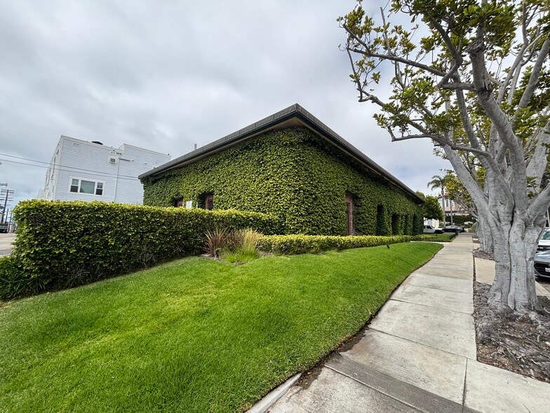 1134 Kline St, La Jolla, CA à louer - Photo du bâtiment - Image 3 de 17