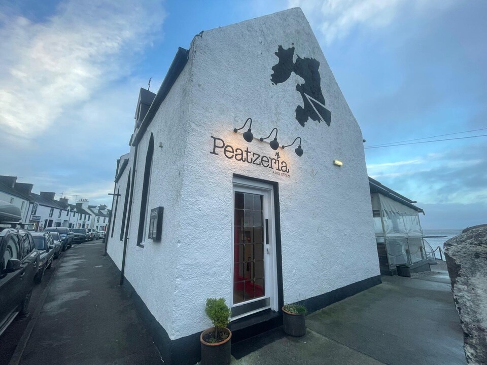 22 Shore St, Isle Of Islay à vendre Photo du bâtiment- Image 1 de 8