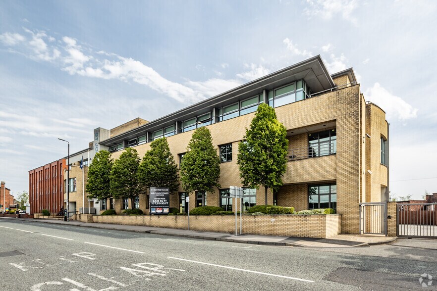 Barrington Rd, Altrincham à louer - Photo du bâtiment - Image 3 de 3