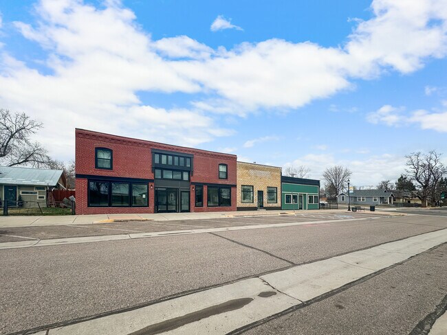 More details for 333-339 Main St, Mead, CO - Retail for Sale