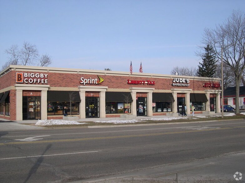 1215 Fuller Ave, Grand Rapids, MI à louer - Photo du bâtiment - Image 2 de 4