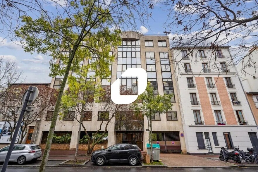 Bureau dans Issy-les-Moulineaux à vendre - Photo du bâtiment - Image 2 de 13