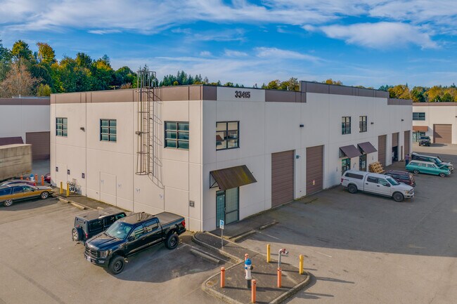 Plus de détails pour 33415 Maclure Rd, Abbotsford, BC - Industriel à louer