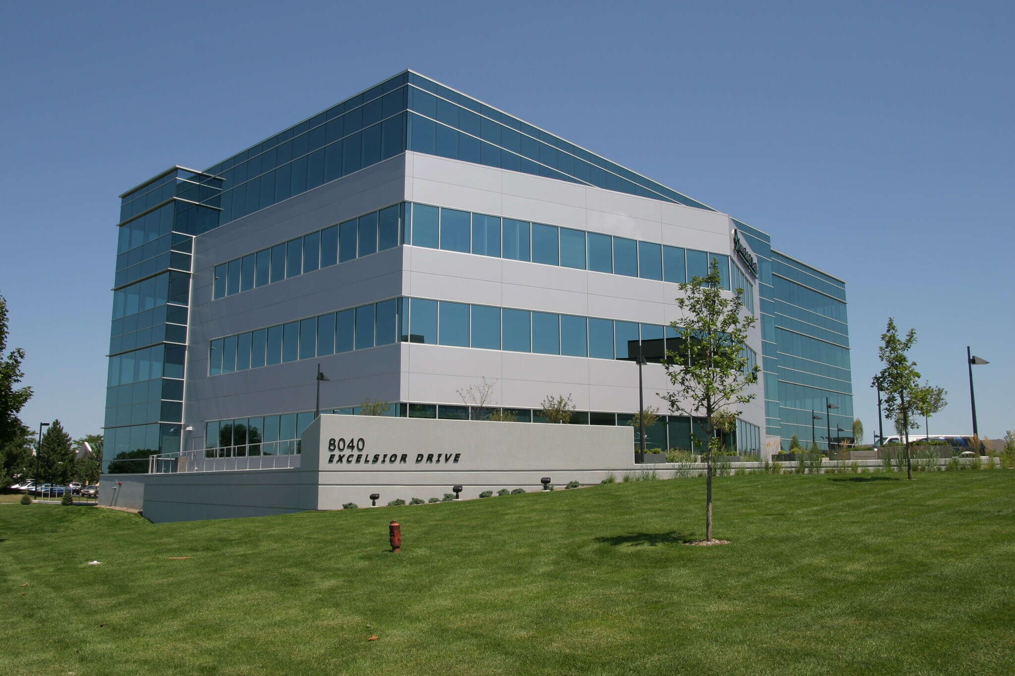 8040 Excelsior Dr, Madison, WI for lease Building Photo- Image 1 of 2