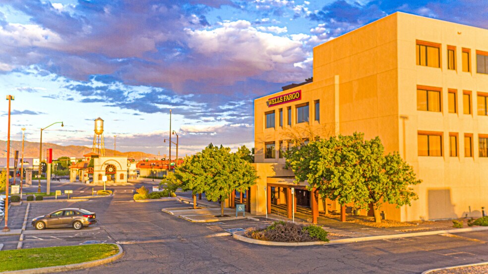 101 S Main St, Belen, NM à vendre - Photo du bâtiment - Image 3 de 17