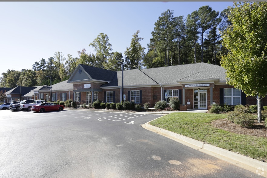 1626 Cranium Dr, Rock Hill, SC à vendre - Photo du bâtiment - Image 2 de 4
