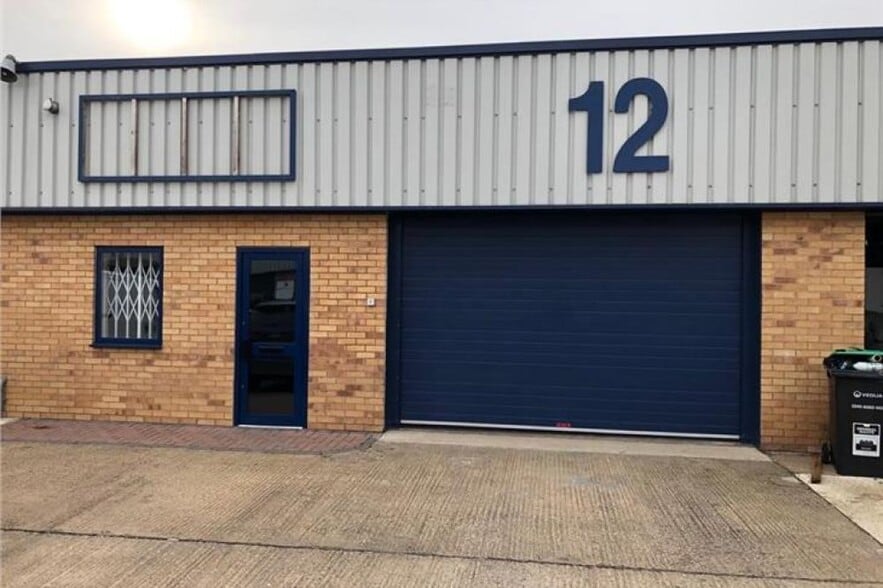 Stacey Bushes, Milton Keynes for lease - Building Photo - Image 2 of 3