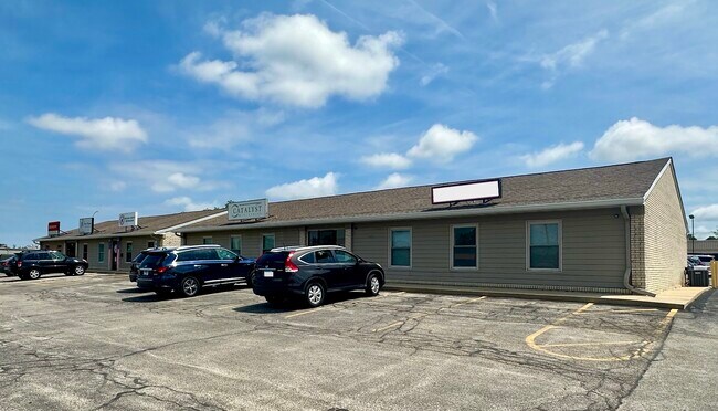 More details for 202 S Eldorado Rd, Bloomington, IL - Office for Lease