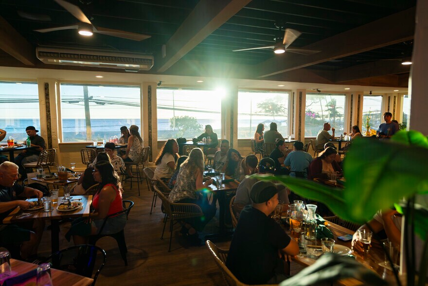 87-060 Farrington Hwy, Waianae, HI à vendre - Photo intérieure - Image 2 de 10