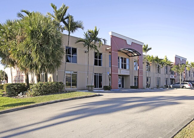 Plus de détails pour 8200-8358 NW 30th Ter, Doral, FL - Industriel à louer