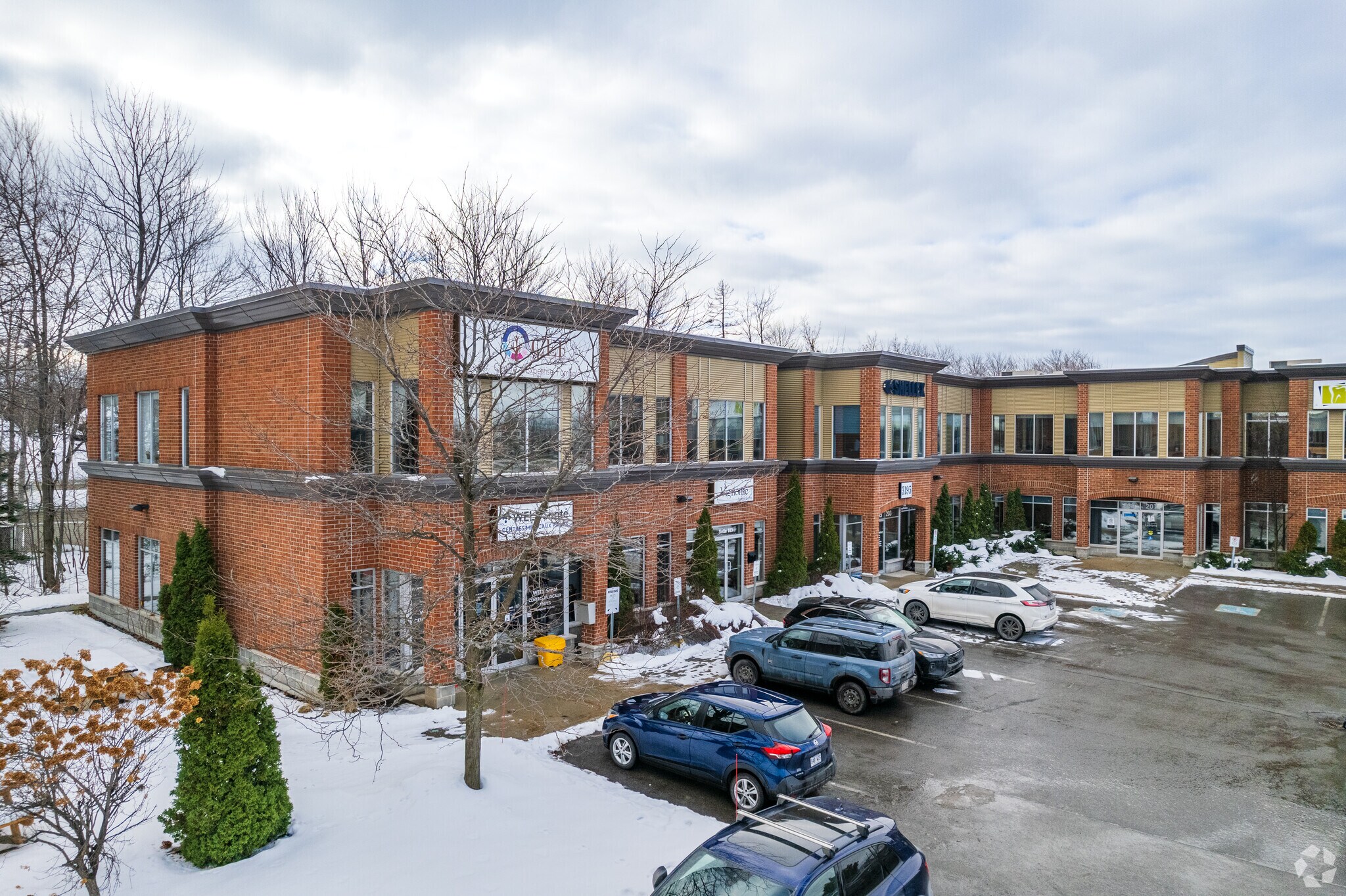 3195 Boul de la Pinière, Terrebonne, QC for sale Primary Photo- Image 1 of 1