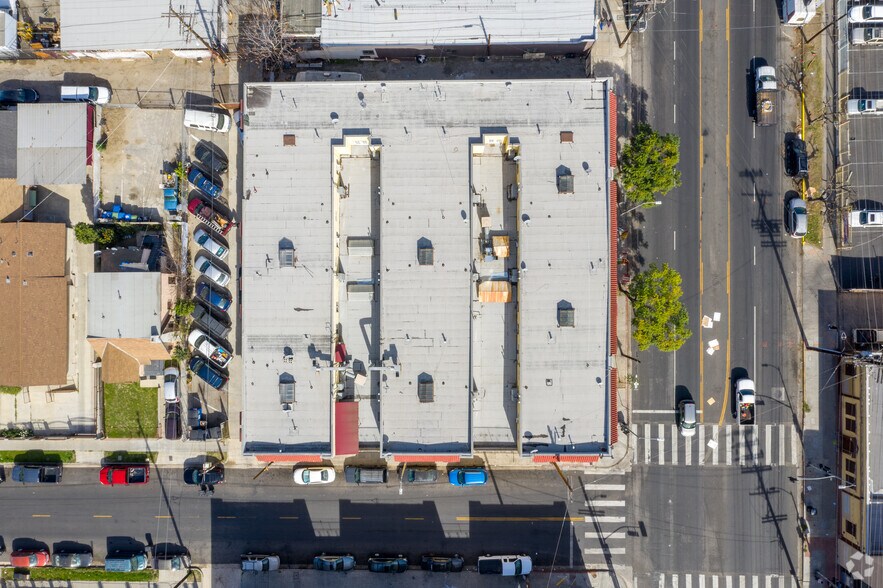 5937-5957 Avalon Blvd, Los Angeles, CA à louer - Aérien - Image 3 de 35