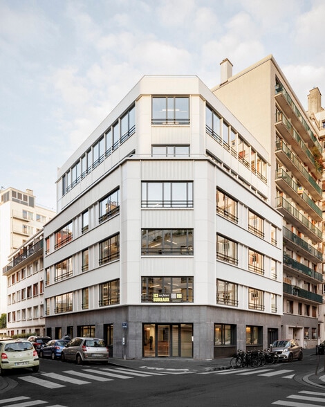 Office in Boulogne-Billancourt for lease - Building Photo - Image 1 of 15