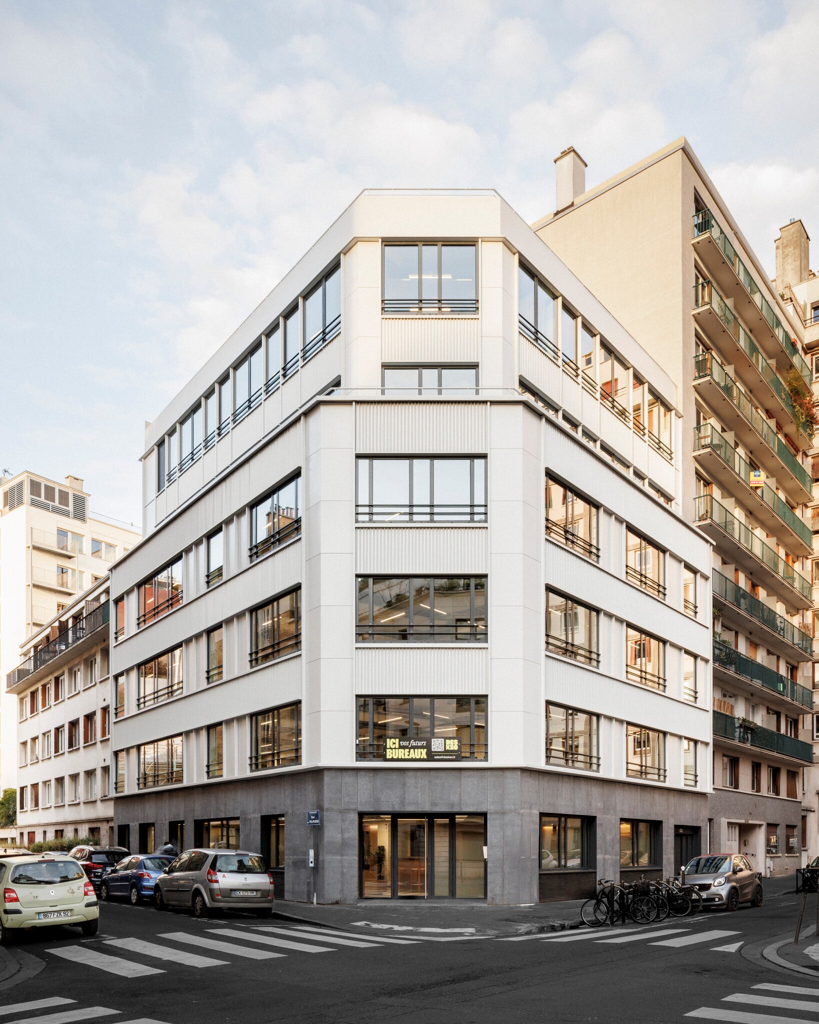 Office in Boulogne-Billancourt for lease Building Photo- Image 1 of 16