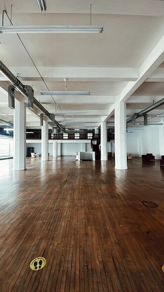 216 E Overland Ave, El Paso, TX for lease - Interior Photo - Image 3 of 7