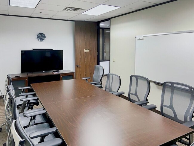 Plus de détails pour 1716 Briarcrest Dr, Bryan, TX - Coworking à louer