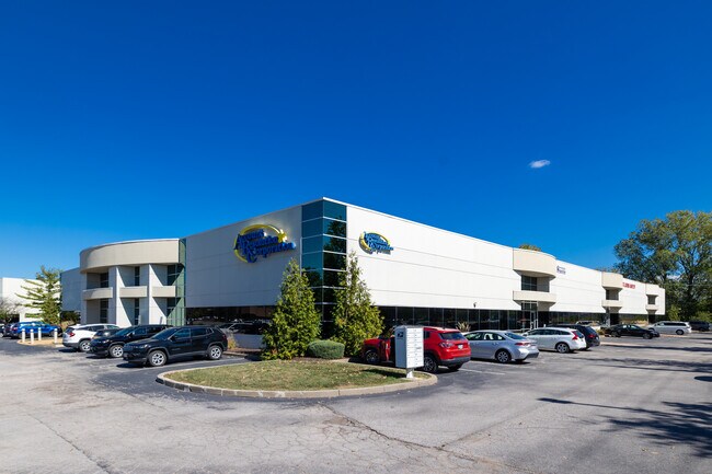 Plus de détails pour 17989-17999 Chesterfield Airport Rd, Chesterfield, MO - Local d'activités à louer