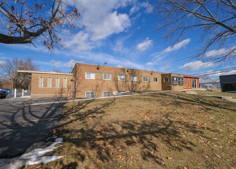 1580 King Ave, Columbus, OH for sale - Building Photo - Image 2 of 15