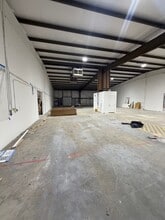 15342 S Keeler St, Olathe, KS for lease Interior Photo- Image 2 of 10