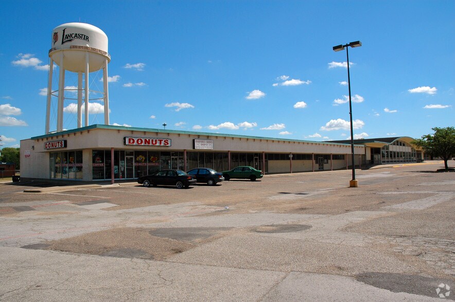 630 W Pleasant Run Rd, Lancaster, TX à louer - Photo du bâtiment - Image 3 de 10