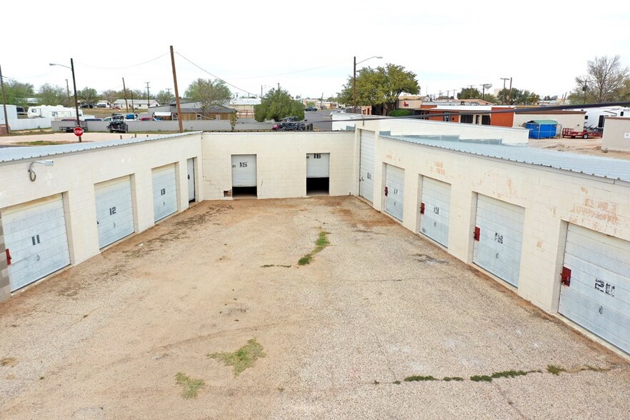 500 Andrews St, Andrews, TX à vendre - Photo du bâtiment - Image 3 de 12