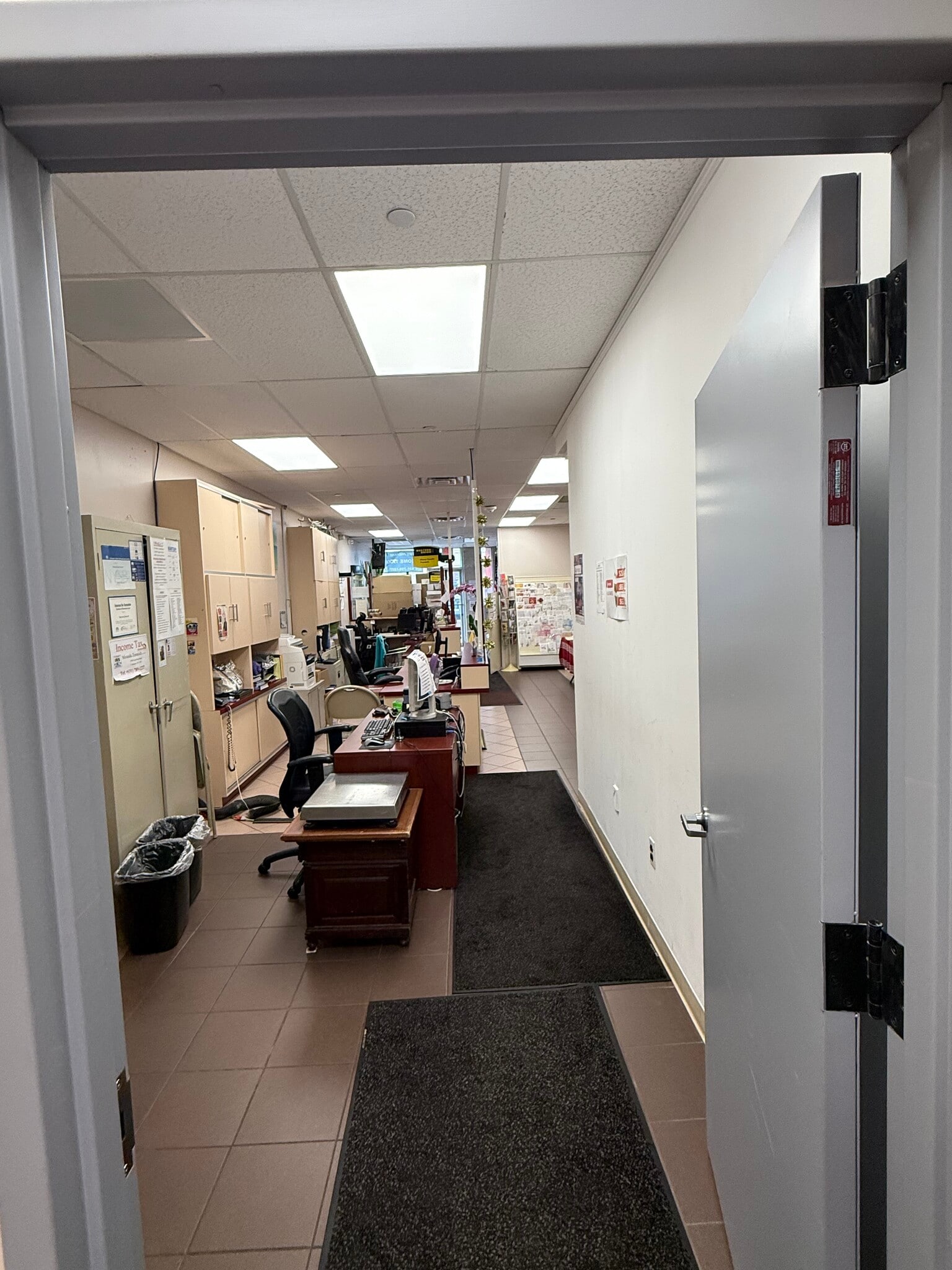 1909 Great Neck Rd, Copiague, NY for lease Interior Photo- Image 1 of 11