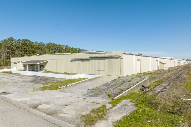 Plus de détails pour 407 Rains Air Depot Rd, Gadsden, AL - Industriel à louer
