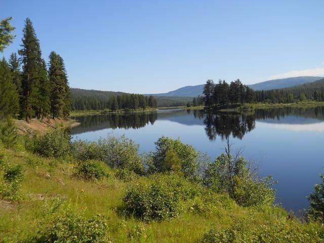 Island Lake Rd, Libby, MT à vendre - Photo principale - Image 1 de 1