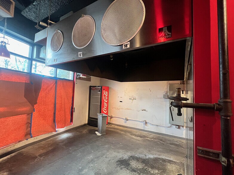 7227 N Philadelphia Ave, Portland, OR à louer - Photo intérieure - Image 3 de 11