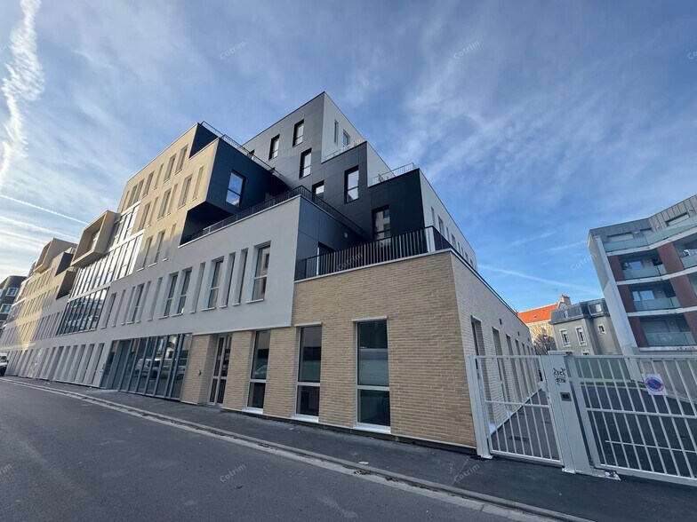 Bureau dans Reims à louer - Photo du bâtiment - Image 3 de 8