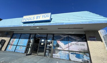 16155 Devonshire St, Granada Hills, CA for lease Interior Photo- Image 1 of 7