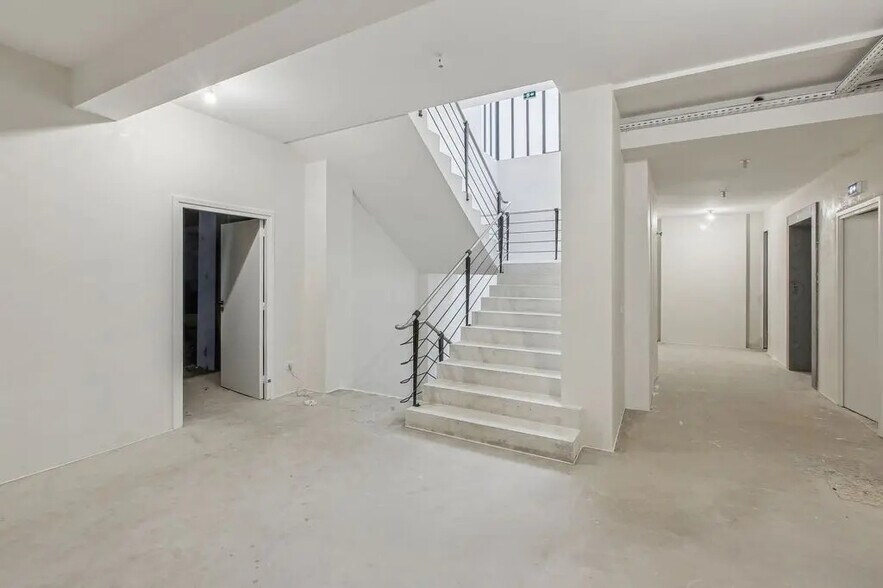 Local d'activités dans Paris à vendre - Photo du bâtiment - Image 3 de 15