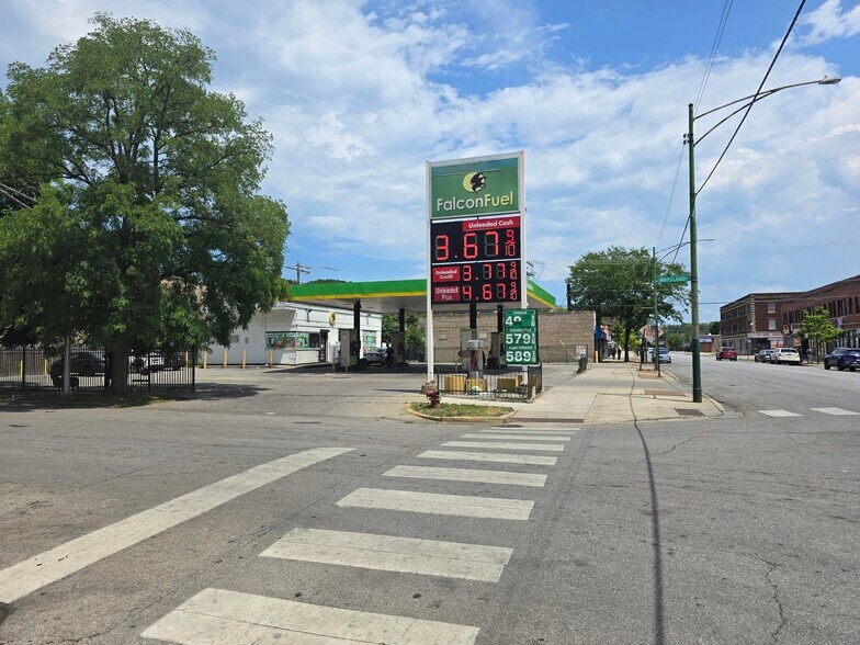 834 E 79th St, Chicago, IL for sale - Building Photo - Image 2 of 7