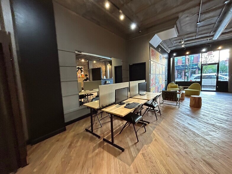 1415 N Ashland Ave, Chicago, IL à louer - Photo du bâtiment - Image 3 de 24