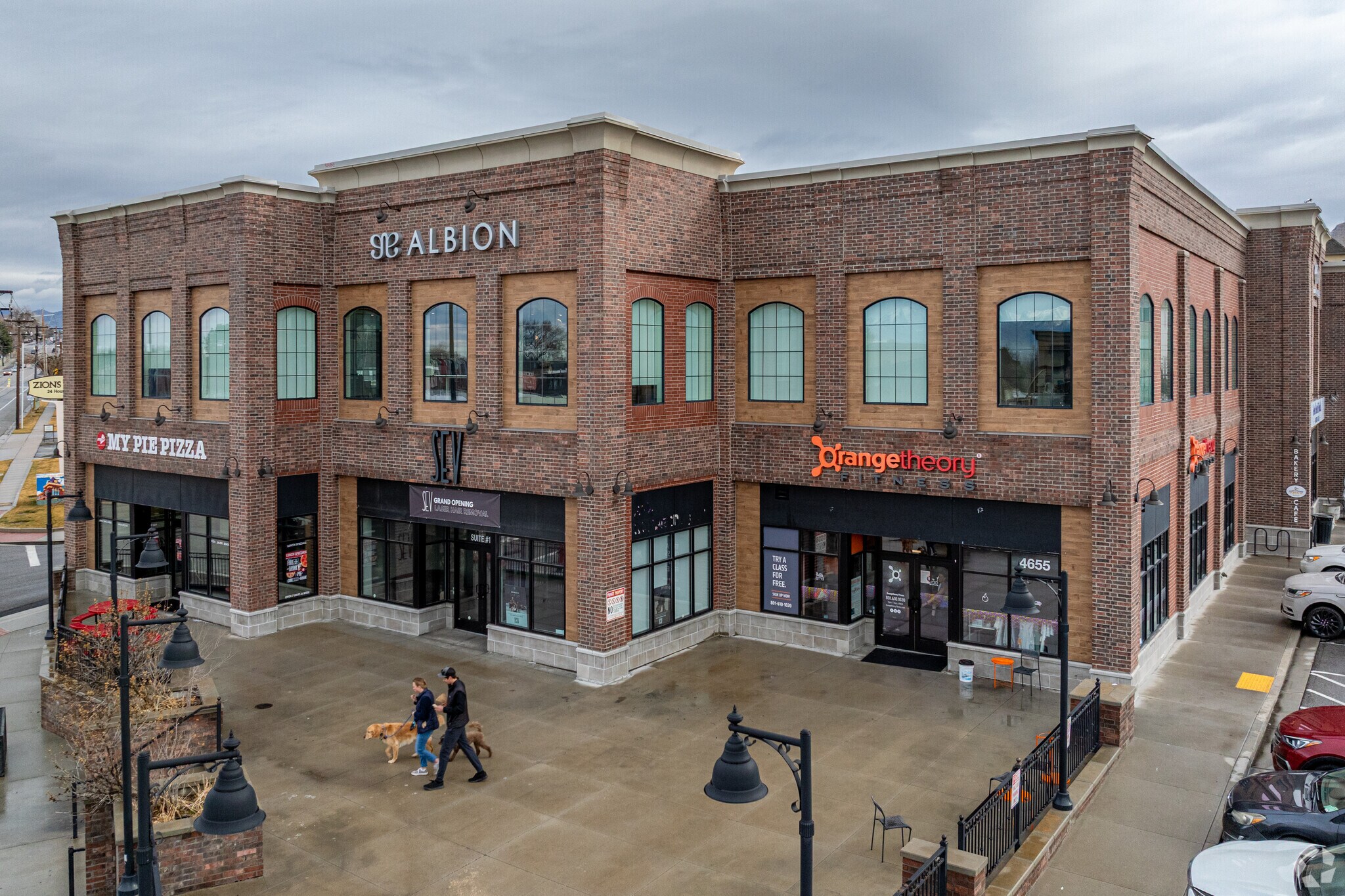 4655 S 2300 E, Holladay, UT à louer Photo principale- Image 1 de 5