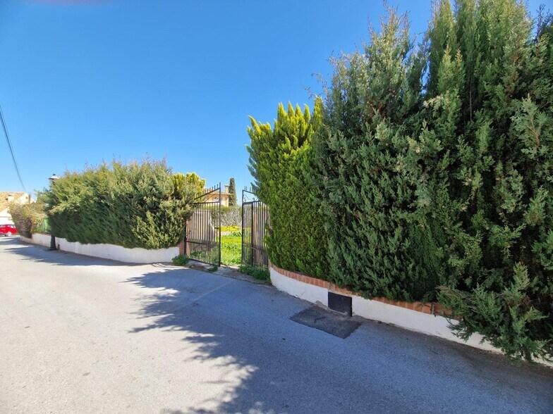 Calle Vista Nevada, 11, Ogíjares, Granada for sale - Primary Photo - Image 1 of 26