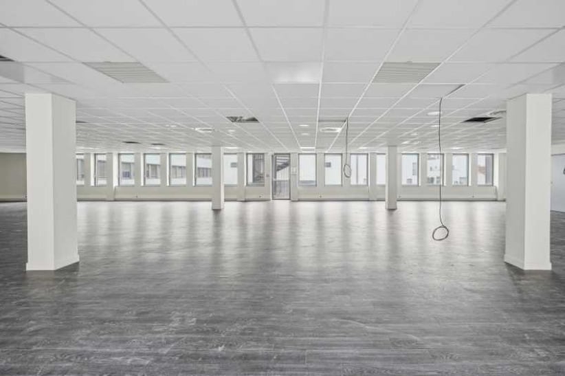 Bureau dans Clichy à louer - Photo intérieure - Image 2 de 7