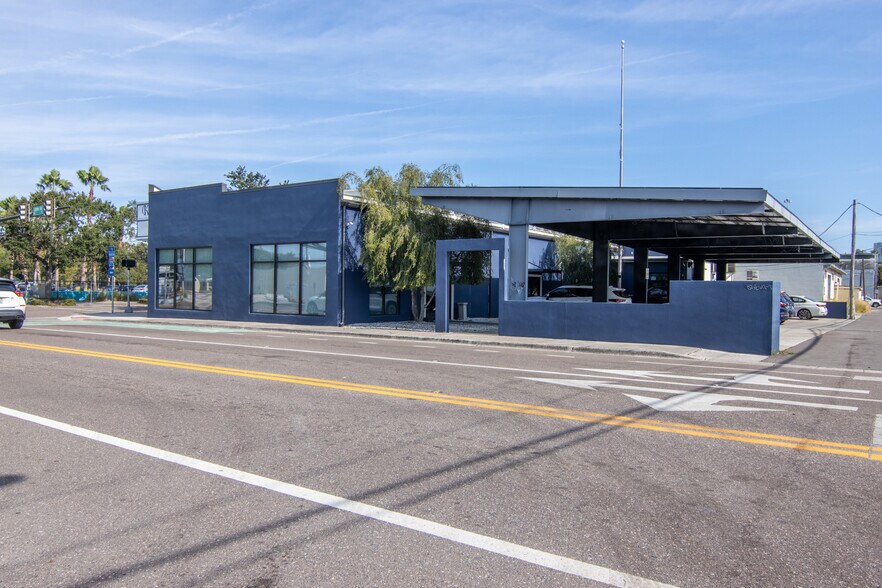 1980 Central Ave, Saint Petersburg, FL à vendre - Photo du bâtiment - Image 3 de 10