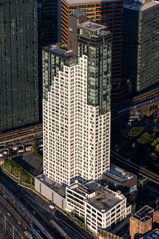 More details for 29-22 Northern Blvd, Long Island City, NY - Retail for Lease