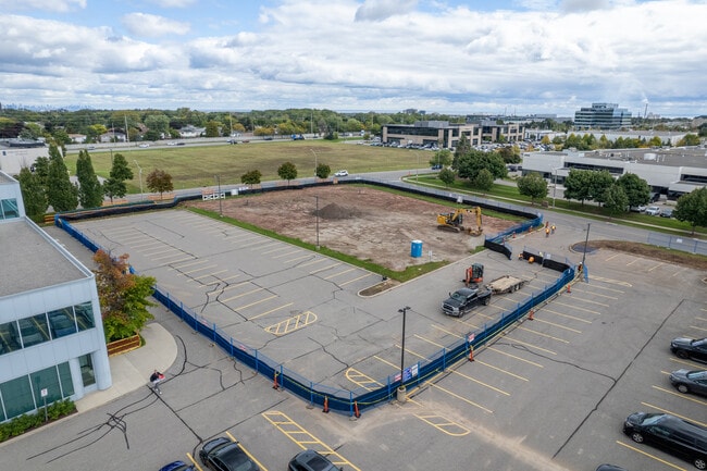 More details for 2350 Bristol Cir, Oakville, ON - Industrial for Lease