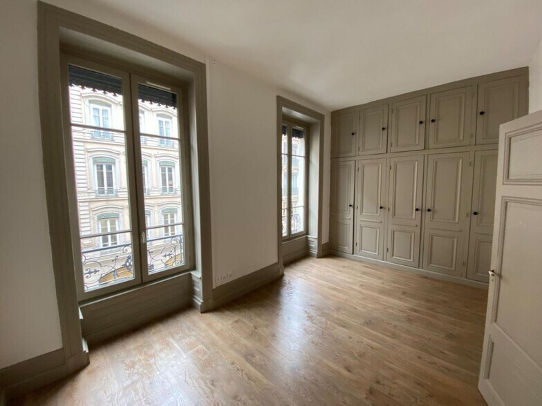 55 Rue Président Edouard Herriot, Lyon à louer - Photo intérieure - Image 2 de 12