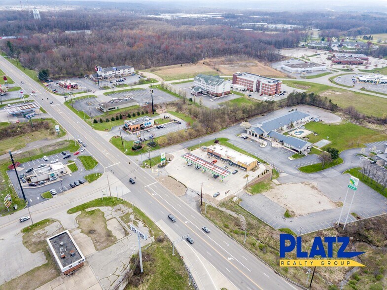 920 Canfield Niles Rd, Austintown, OH for lease - Aerial - Image 2 of 7